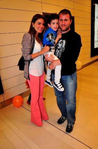 Ünlüler dünyasının en fit anneleri 16