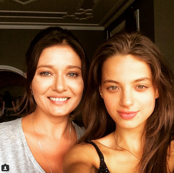 Instagram'da ünlüler: Paramparça'nın çekimleri başladı 5