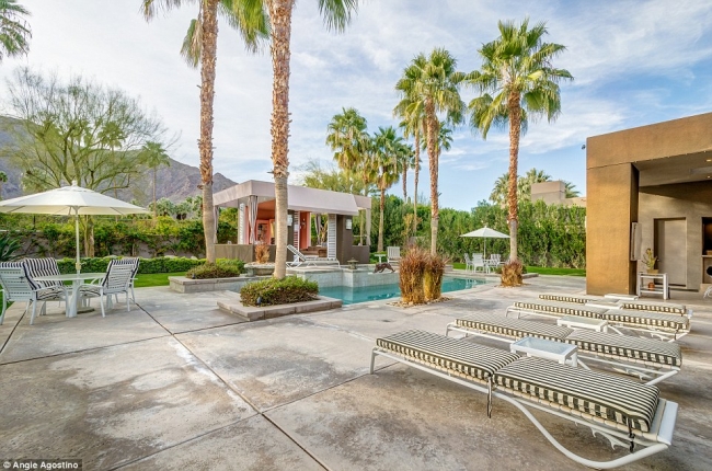 Elizabeth Taylor'ın Hollywood'daki evi kiralık! 14