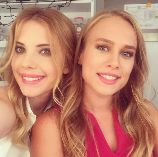 Instagram'da ünlüler: Almeda Abazi Tolgahan Sayışman'ın ailesiyle tanıştı 15