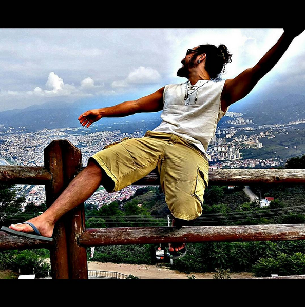 Instagram'da ünlüler: Almeda Abazi Tolgahan Sayışman'ın ailesiyle tanıştı 8