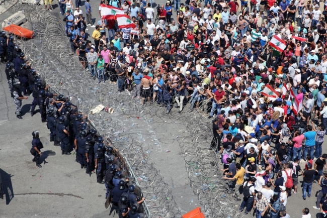 Lübnan'da "çöp krizi" büyüyor 8