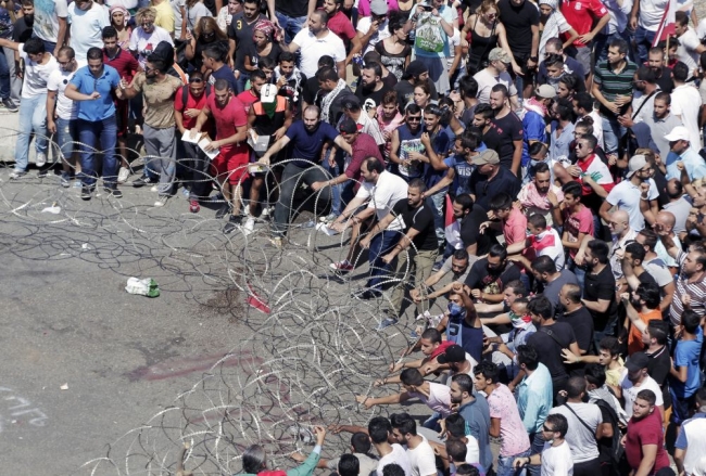 Lübnan'da "çöp krizi" büyüyor 10