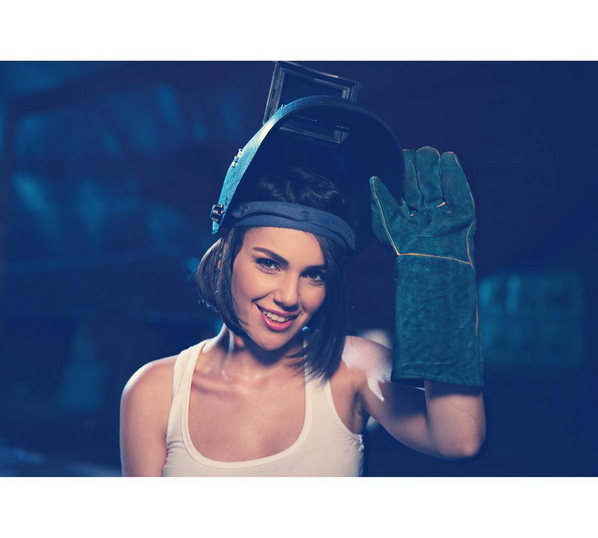 Instagram’da ünlüler: Yağmur Tanrısevsin’in yeni imajı 1