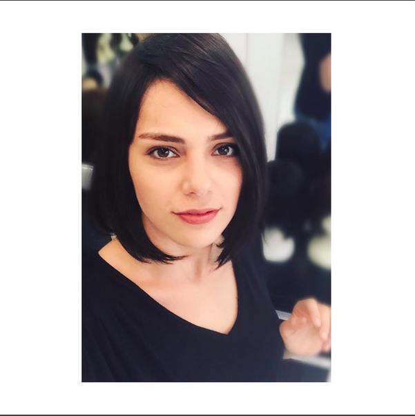 Instagram'da ünlüler: Burak çekti Fahriye yayınladı 1