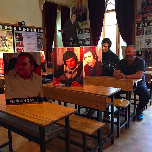 Instagram'da ünlüler: Burak çekti Fahriye yayınladı 9