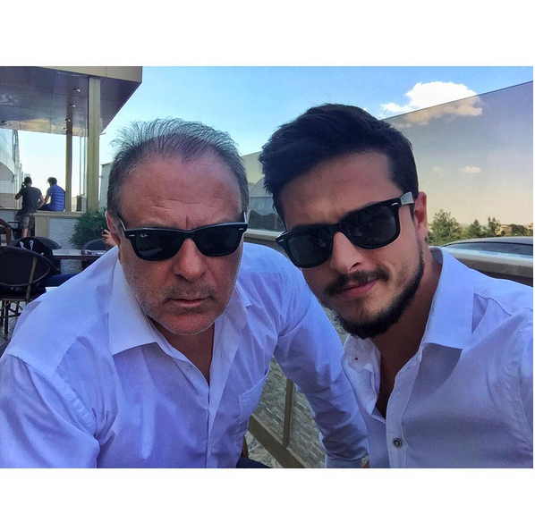 Instagram'da ünlüler: Burak çekti Fahriye yayınladı 17