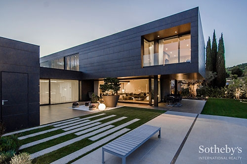 Arda Turan'ın Barcelona'daki 15 milyon Euro'luk evi 1