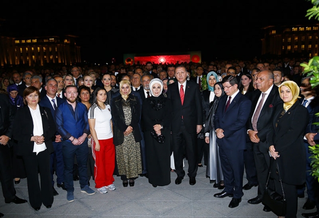 Beştepe'ye ünlü akını 4