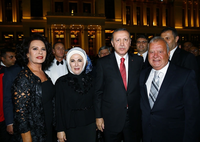 Beştepe'ye ünlü akını 6