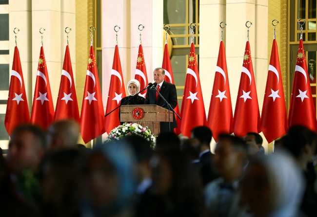 Beştepe'ye ünlü akını 46