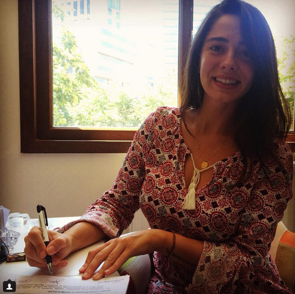 Instagram'da ünlüler: Harun Tan’dan yoga şov 8