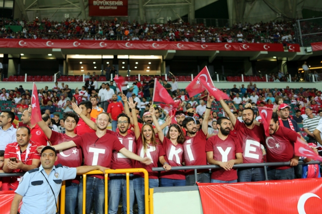 Konya'da muhteşem geceye yakışmayan sonuç 2