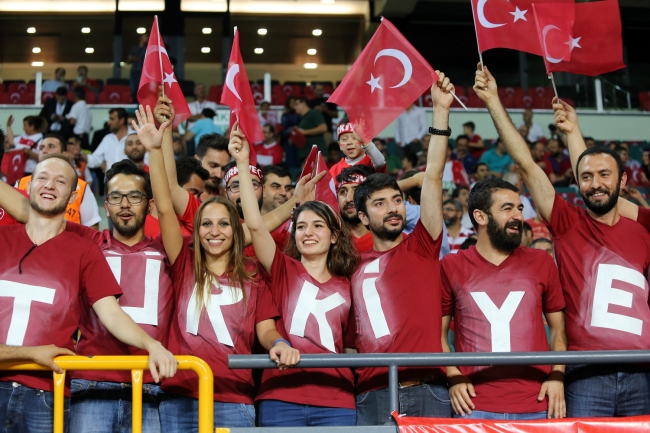 Konya'da muhteşem geceye yakışmayan sonuç 6