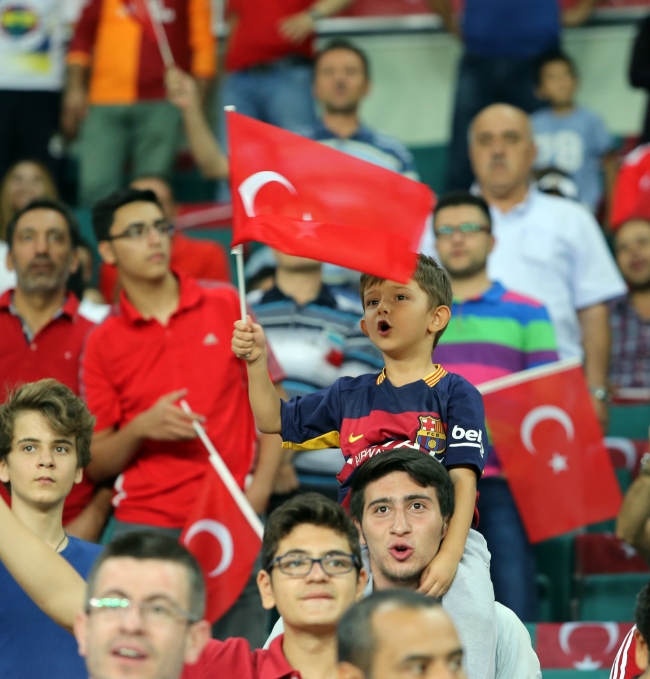 Konya'da muhteşem geceye yakışmayan sonuç 8