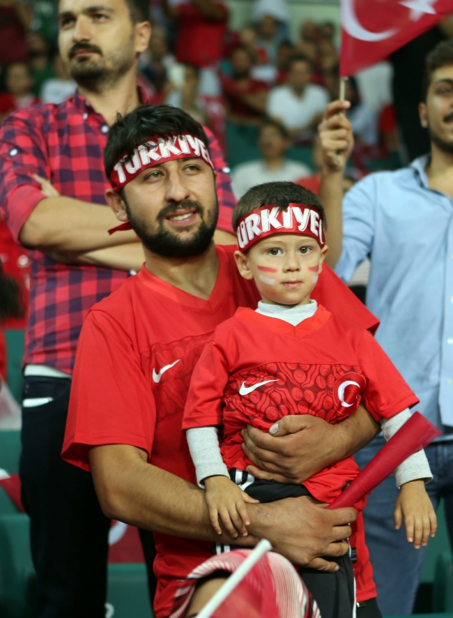 Konya'da muhteşem geceye yakışmayan sonuç 24