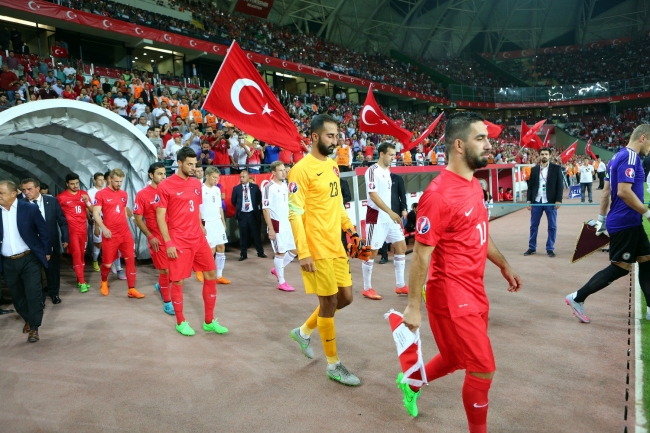 Konya'da muhteşem geceye yakışmayan sonuç 27