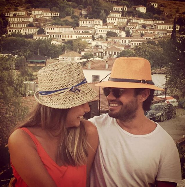 Instagram'da ünlüler: Berna Laçin'in kızı Ada büyüdü 11