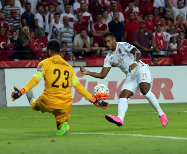 Milliler 'Potakal' sıktı 10