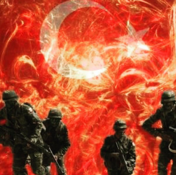 Instagram'da ünlüler: Bir şey yok paylaşacak yastan başka 13