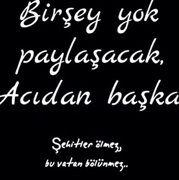 Instagram'da ünlüler: Bir şey yok paylaşacak yastan başka 3