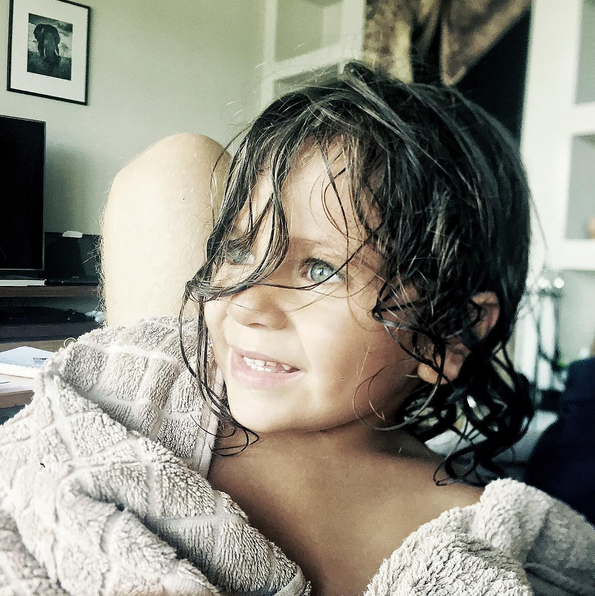 Instagram'da ünlüler: Son tatiller ve temenniler 12