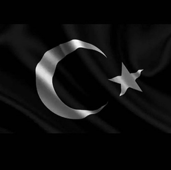 Instagram'da ünlüler: İçimiz yanıyor 6