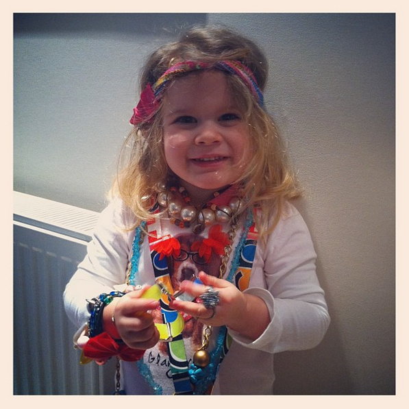 Instagram'da ünlüler: Ünlü oyuncuyu tanıyabildiniz mi? 15