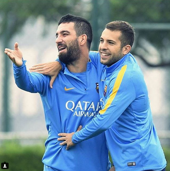 Instagram'da ünlüler: Ünlü oyuncuyu tanıyabildiniz mi? 5