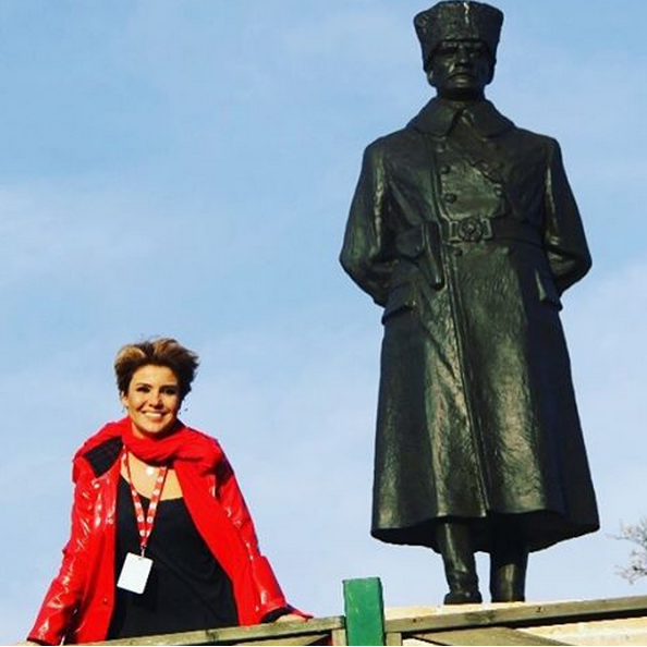 Instagram'da ünlüler: Ünlü oyuncuyu tanıyabildiniz mi? 6