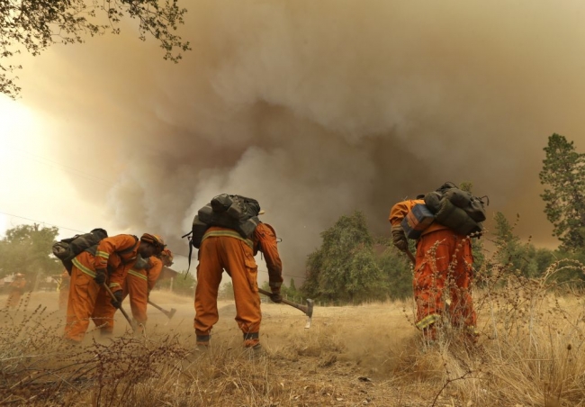 Kaliforniya yangına teslim oldu 7