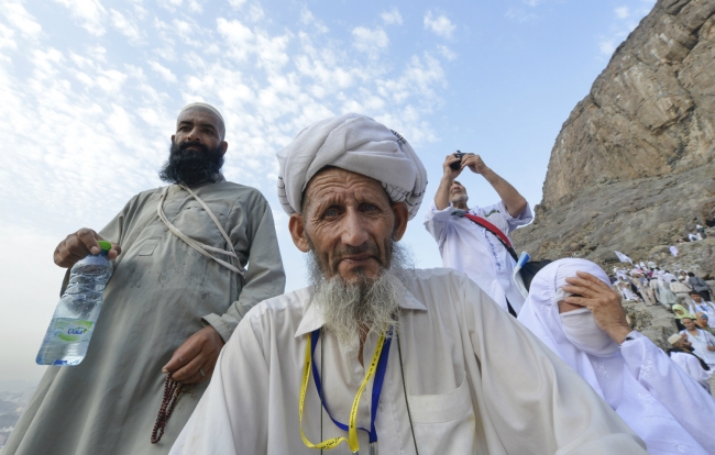 Renkler ve diller farklı kalpler aynı 8