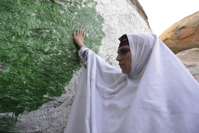 Renkler ve diller farklı kalpler aynı 36