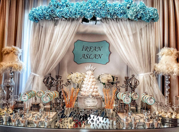 Instagram'da ünlüler: Petek Dinçöz anne oldu 2