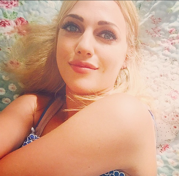 Instagram'da ünlüler: Petek Dinçöz anne oldu 5