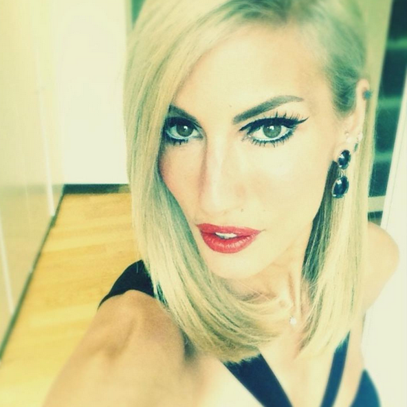 Instagram'da ünlüler: Şatoda düğün yaptı 13