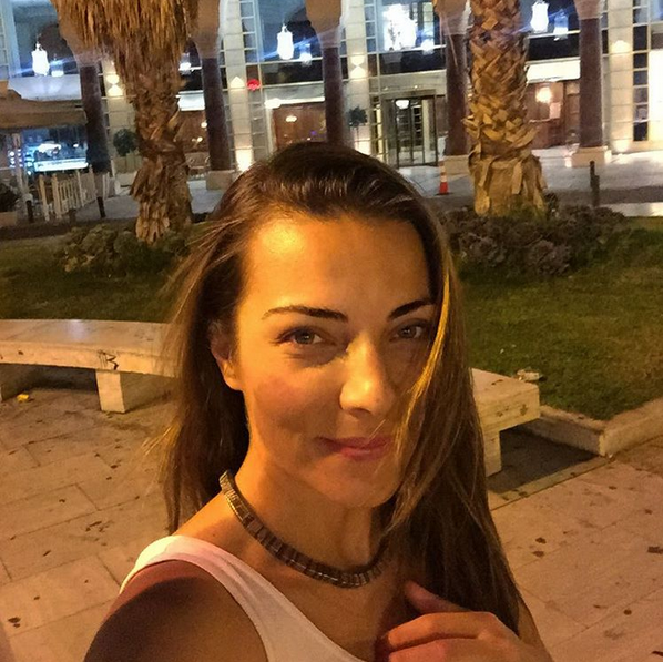 Instagram'da ünlüler: Şatoda düğün yaptı 19