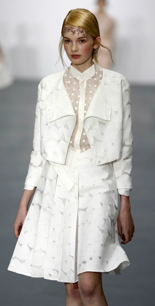 Londra Moda Haftası Bora Aksu koleksiyonu 8