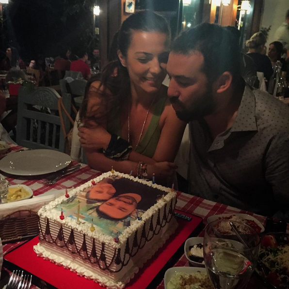 Instagram'da ünlüler: Kardeşiyle kamera karşısına geçti 4