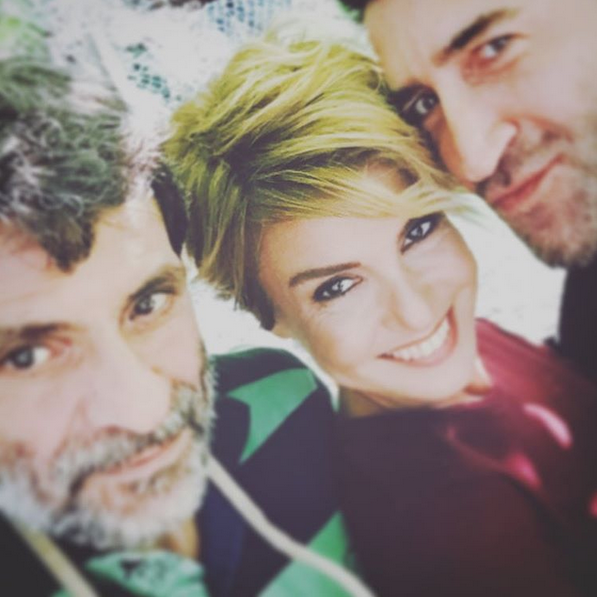 Instagram'da ünlüler: Kardeşiyle kamera karşısına geçti 5