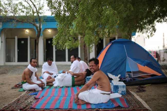 Hacı adayları Arafat'ta 10