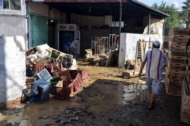 Bodrum'u sel vurdu! 14