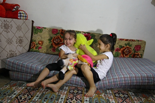 Ahmet Dede evini Suriyelilere açtı! 10