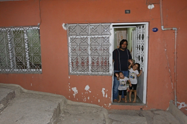 Ahmet Dede evini Suriyelilere açtı! 12