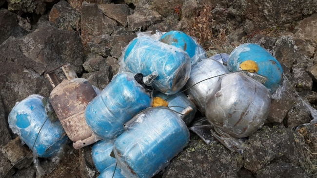 Ağrı Dağı'nda patlayıcı üretim merkezi! 7