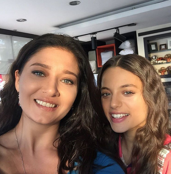 Instagram'da ünlüler: Cevabı zor sorular 19