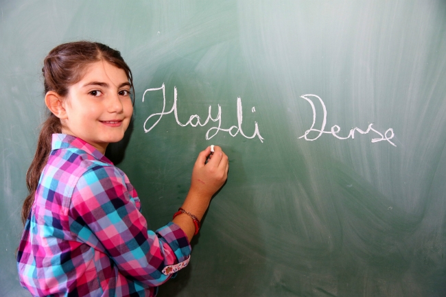 Okullar açıldı, öğrenciler ve öğretmenler heyecanlı 4