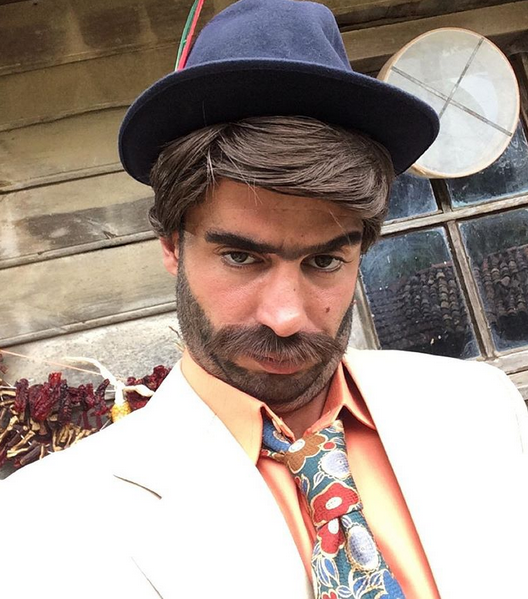 Instagram'da ünlüler: Dizi için kılıktan kılığa giriyor 13