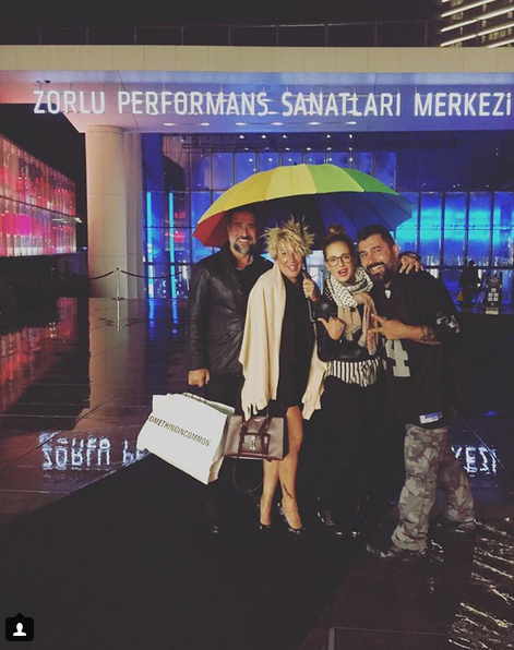 Instagram'da ünlüler: Dizi için kılıktan kılığa giriyor 17