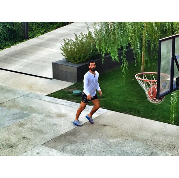 Instagram'da ünlüler: Dizi için kılıktan kılığa giriyor 18